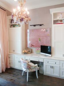 pink-linen-type-grasscloth-wallpaper-in-feminine-home-office