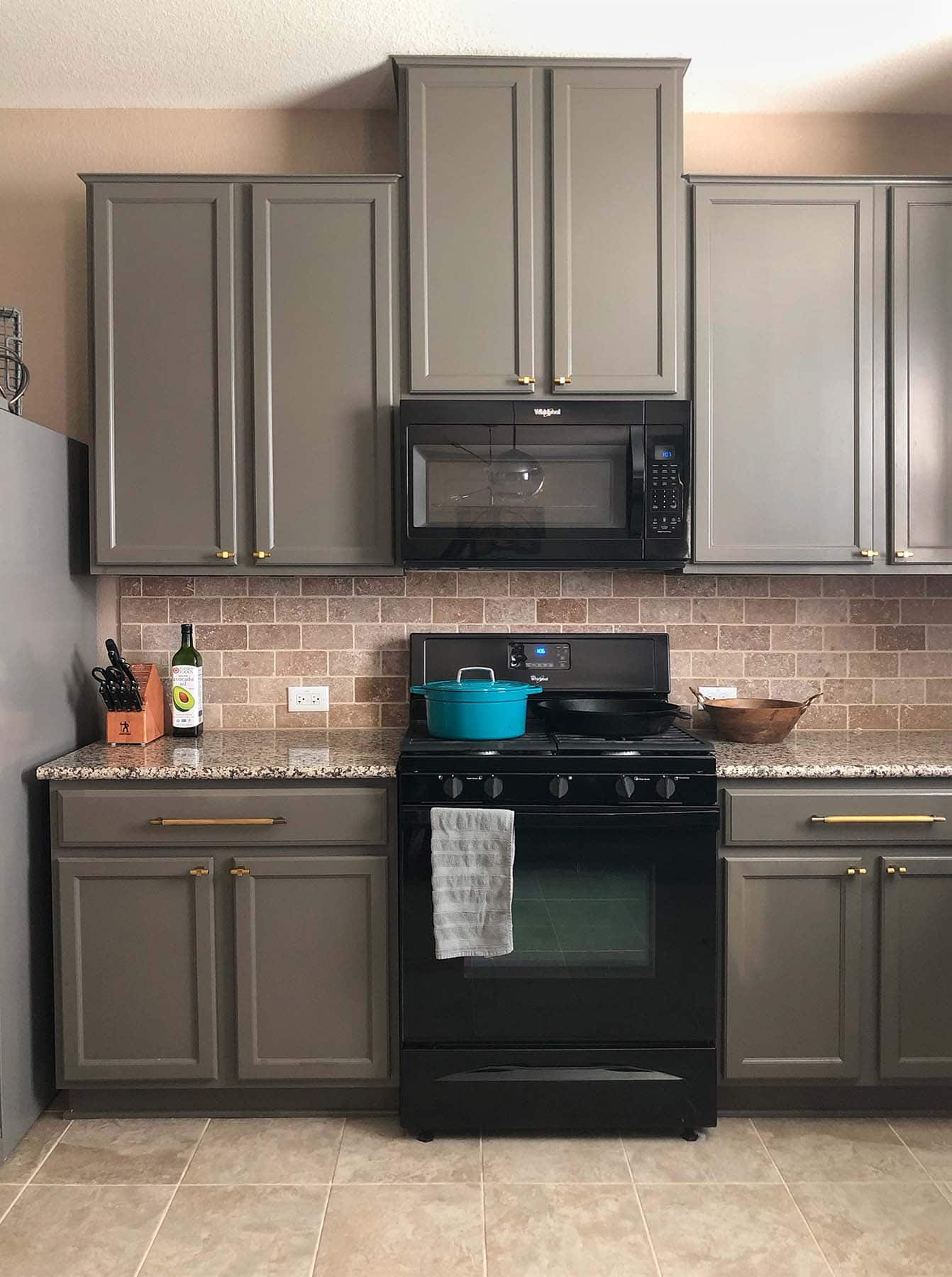 https://b3034822.smushcdn.com/3034822/wp-content/uploads/2019/12/Kitchen-cabinet-painting-project-Sherwin-Williams-SW-7047-Porpoise-Paper-Moon-Painting-Austin-home-painter-1800.jpg?lossy=0&strip=0&webp=1