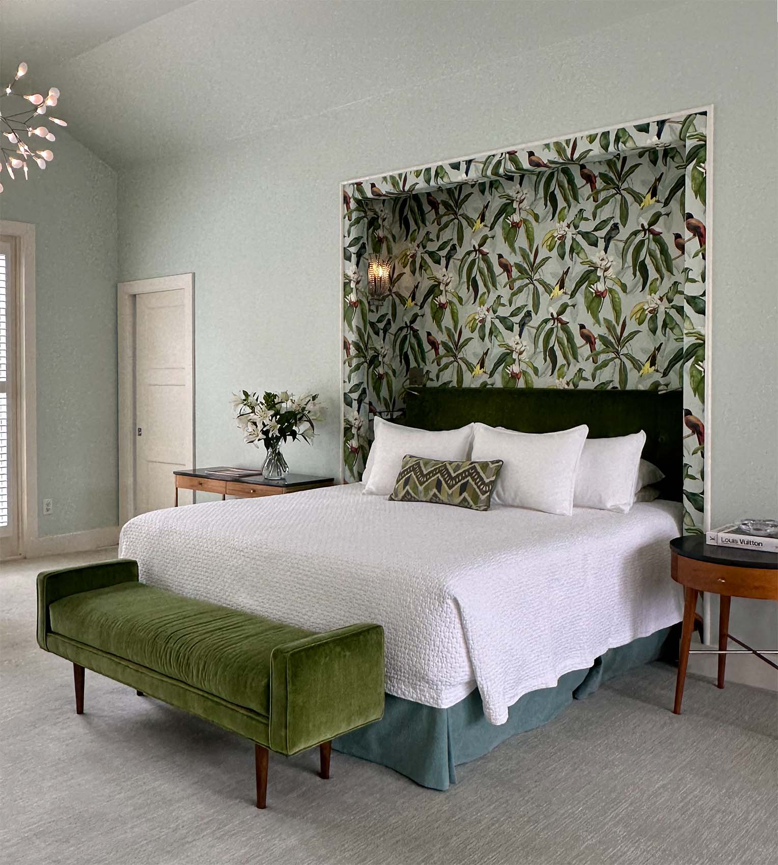 wallpapered-guest-bedroom-niche-in-osborne-and-little-michelia