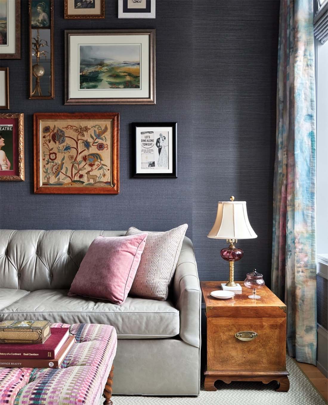 visible-seams-in-grasscloth-dark-blue-living-room-design-by-elizabethtaich-heathertalbert-photo