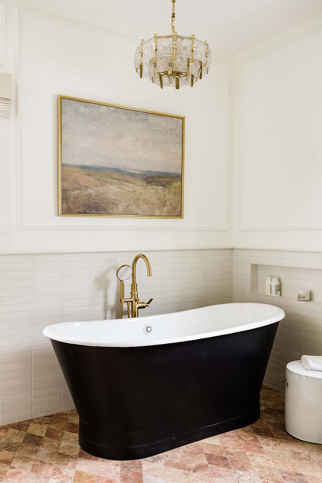 primary-bath-in-historic-home-update-with-black-tub-design-by-kim-wolfe-hgtv-san-antonio